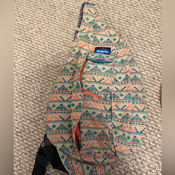 Kavu Multicolor Patterned Sling Bag - Picture 2 of 2